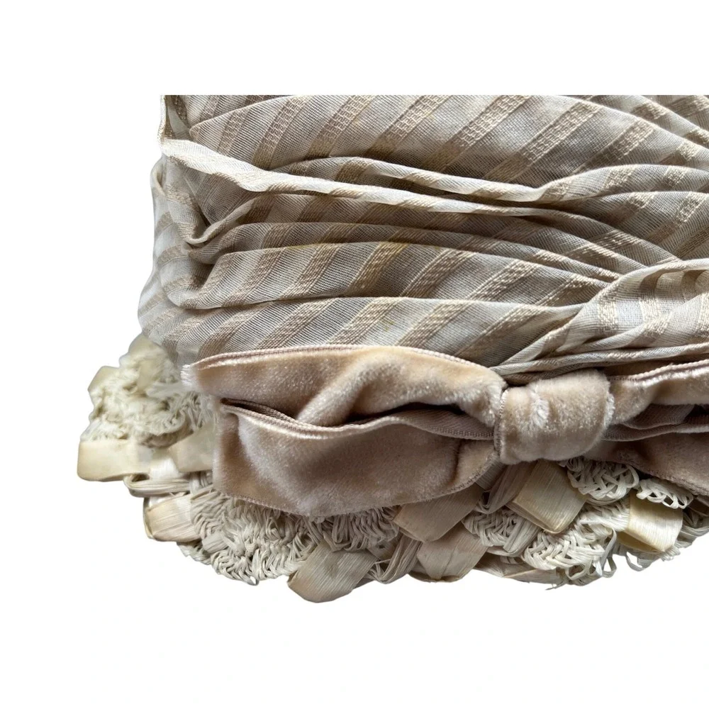 Vintage Cloche hat Cream Straw gathered‎ fabric velvet ribbon 21 inches